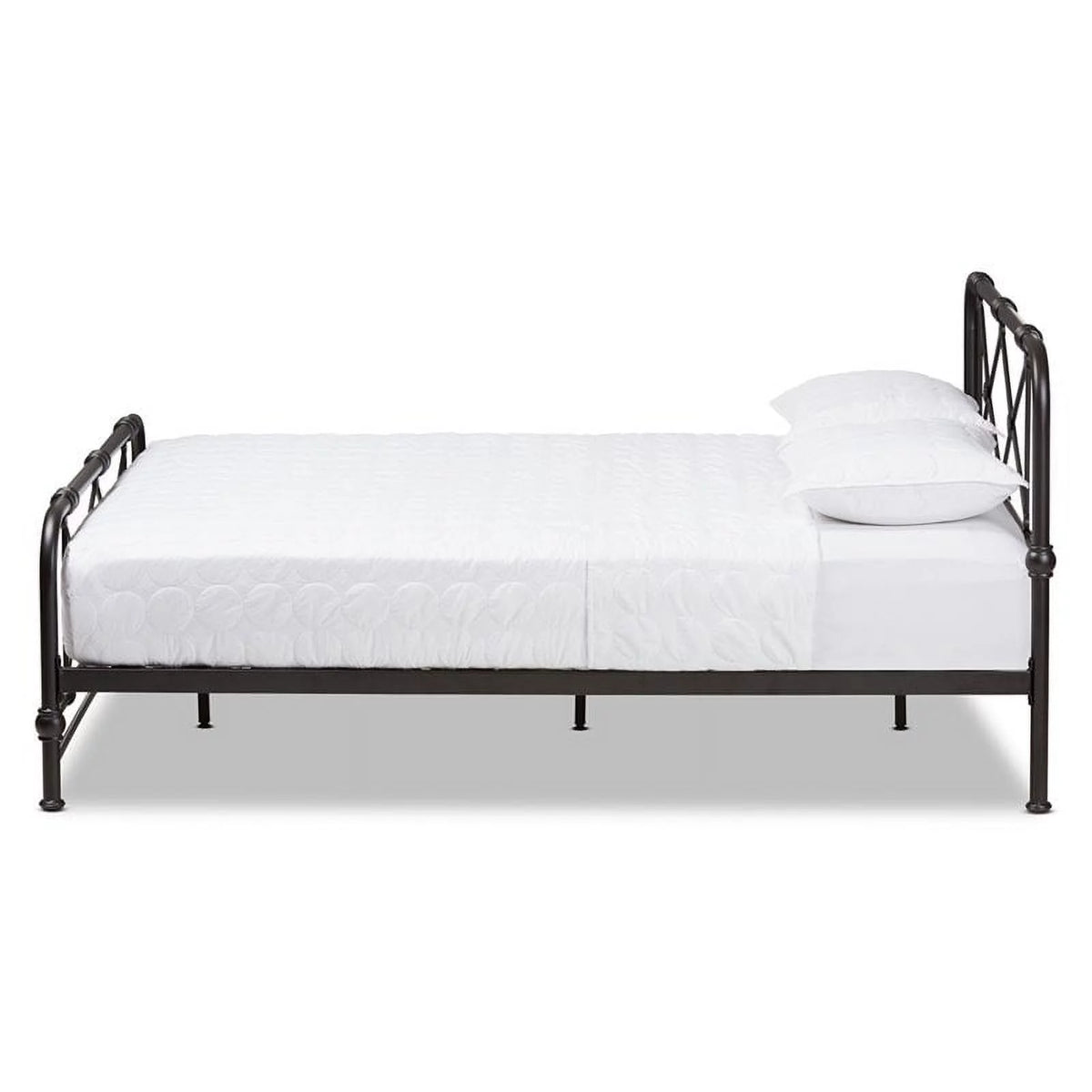 Queen Bed in Black C551630