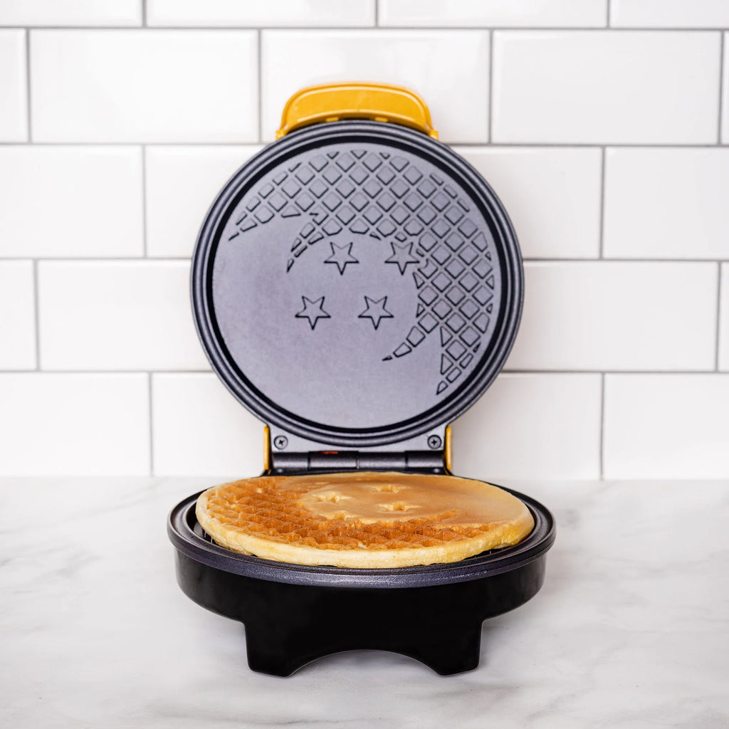 Dragonball Z Waffle Maker Q9170