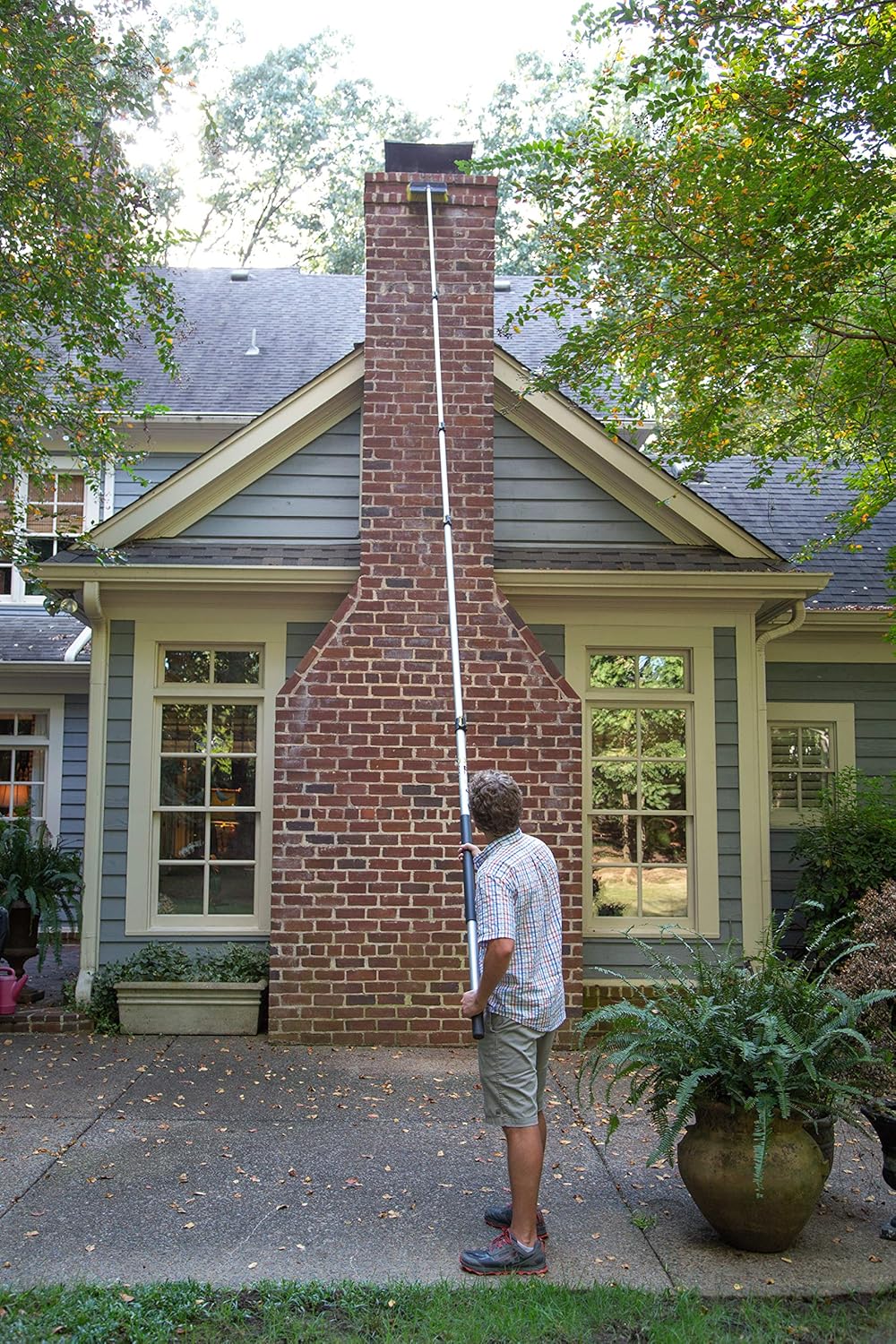 24 Foot High Reach Brush Kit with 6-24 Foot Extension Pole K801046