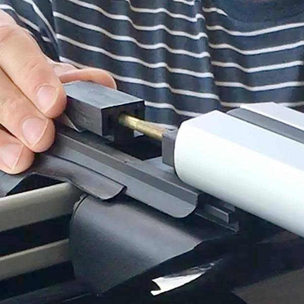 47 in. Aluminum Roof Bars for Small SUVs (Set of 2) F970944